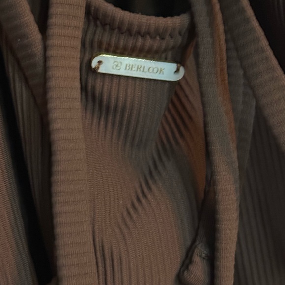 Berlook Coffee Cross Back Tummy Control One Piece Swimsuit - Picture 9 of 13